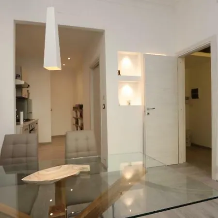 Exclusive Really Downtown - Free Private Parking Included! Genoa
